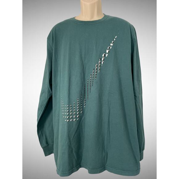 Nike Long Sleeve Regular Fit T-shirt, 100% Cotton, XXL, Large Swoosh Logo - Picture 1 of 3